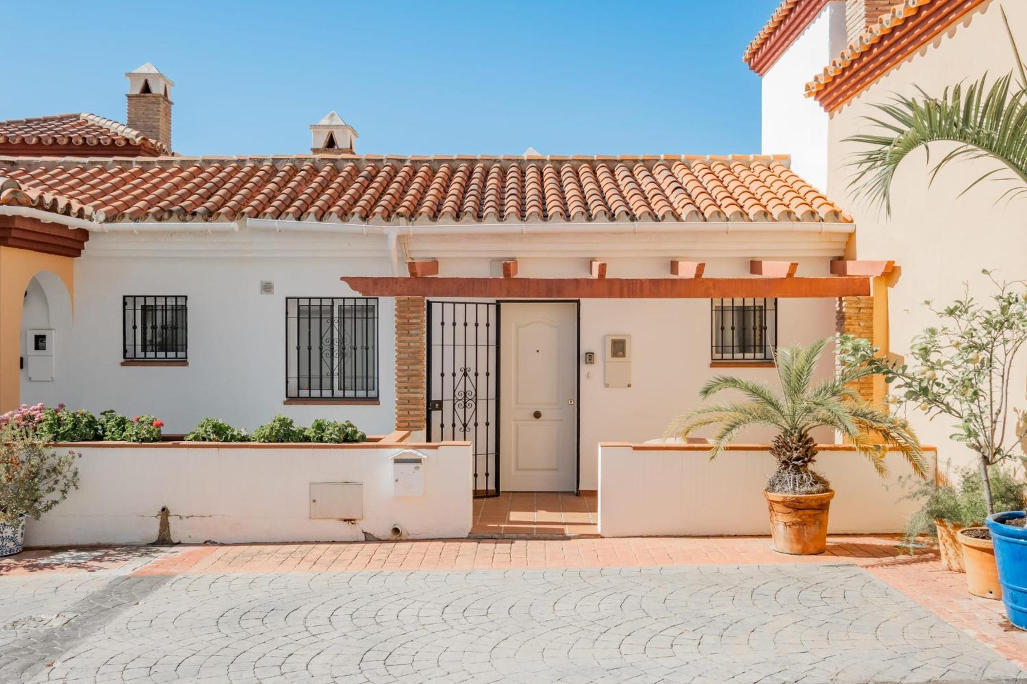 Aljamar 24 Comfortable House Near Burriana Beach Nerja Exteriör bild